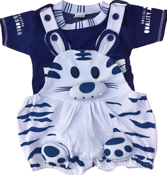 dressing baby girl in boy's clothes