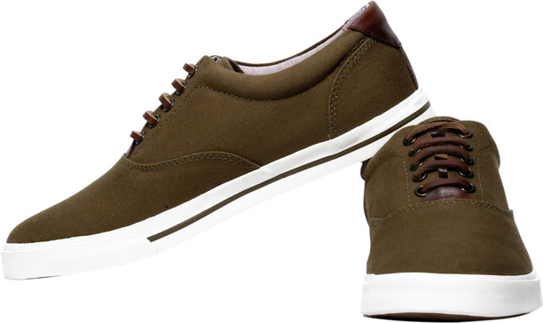 woodland casual shoes flipkart