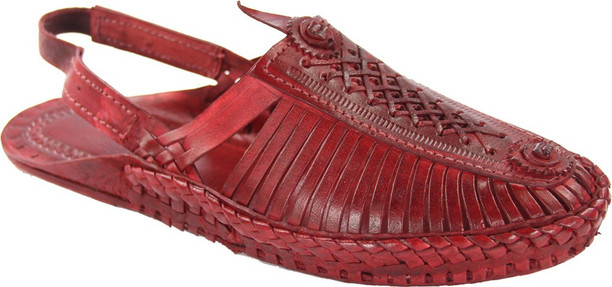 flipkart kolhapuri chappal