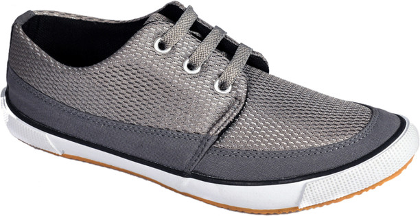 lakhani shoes flipkart
