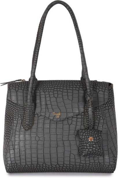 Baggit Handbags Online At Best Prices In India Baggit Shoulder Bag