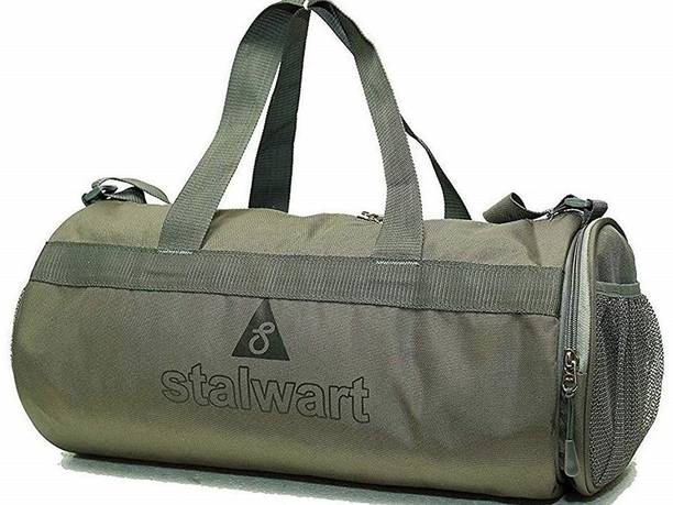 Gym Bag Buy Gym Bags Online At Best Prices In India A good gym bag is worth investing in, in the same way you shell out for fancy workout leggings and pricey today's bags can handle everything from your laptop to your yoga mat, with plenty of room for a change of clothes. flipkart