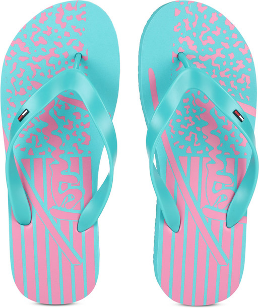 tommy hilfiger flip flops india