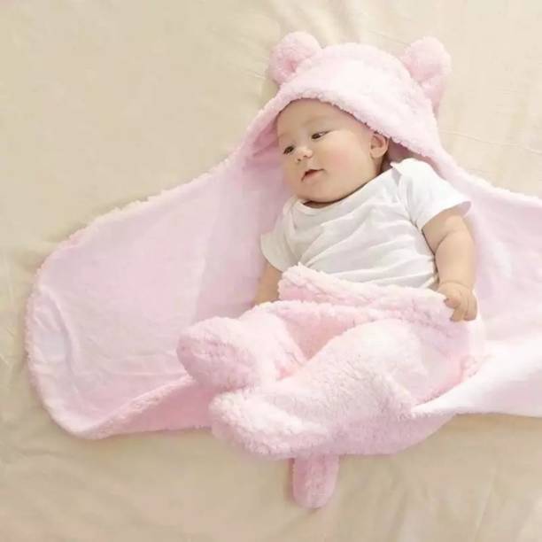 BRANDONN Abstract Single Hooded Baby Blanket for  Mild Winter