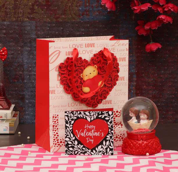 Christmas Gift Boxes Buy Christmas Gifts Online In India Flipkart Com And, what's better than making happy valentine's day to all loving hearts out there. christmas gift boxes buy christmas gifts online in india flipkart com