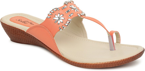 paragon ladies chappal design