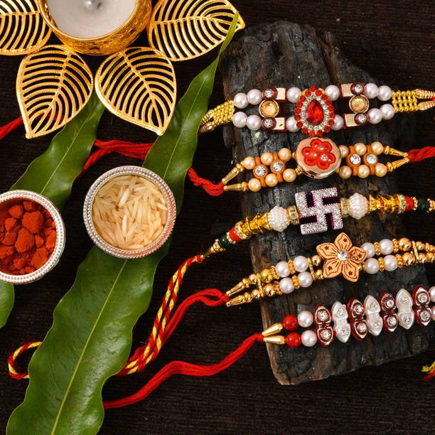 Rakhi À¤° À¤ Buy And Send Rakhi Online In India Flipkart Com It symbolizes the brother's vow to look after his sister/friend/person he likes to make fun of. buy and send rakhi online in india