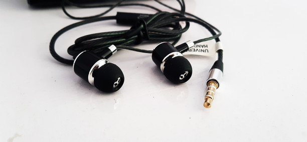 Spn earphone price on sale