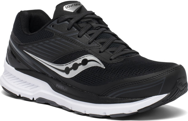 saucony running shoes flipkart