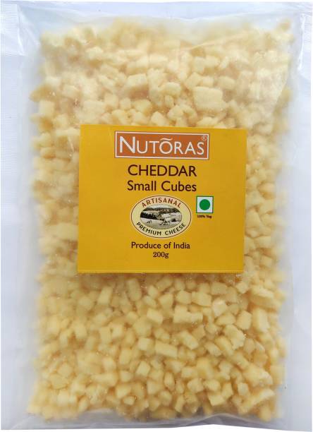 Nutoras Plain Cheddar cheese Cubes
