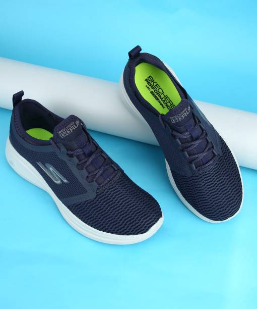 Abolido El hotel rociar Skechers Go Run Shoes - Buy Skechers Go Run Shoes online at Best Prices in  India | Flipkart.com