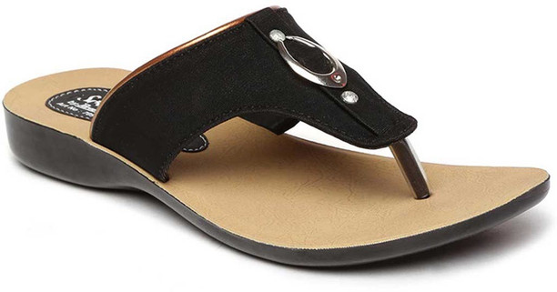 paragon chappals for womens