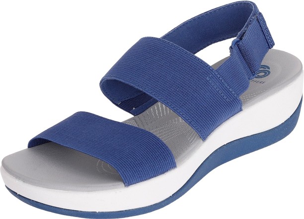 clarks walking sandals for ladies