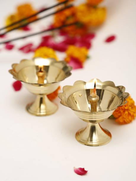 DreamKraft Brass Diwali Kuber Deepak (Diya Oil Lamp) For Puja Home Decor Brass (Pack of 2) Table Diya Set