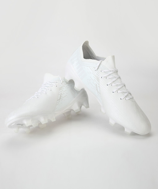 puma foot ball shoes