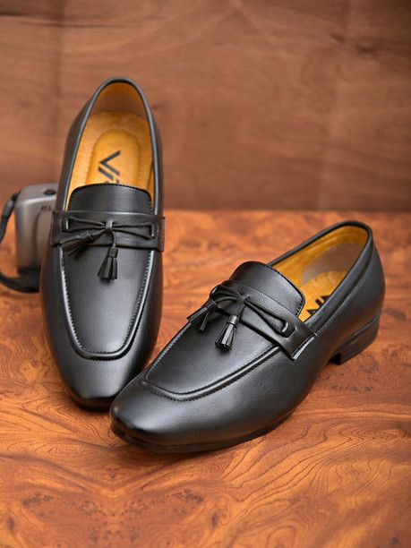 Black Casual Shoes - Buy Black Casual 
