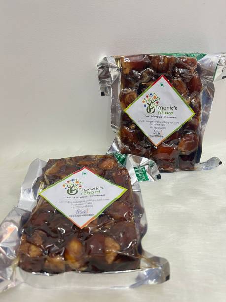 organic orchard Dates with Seeds Dates