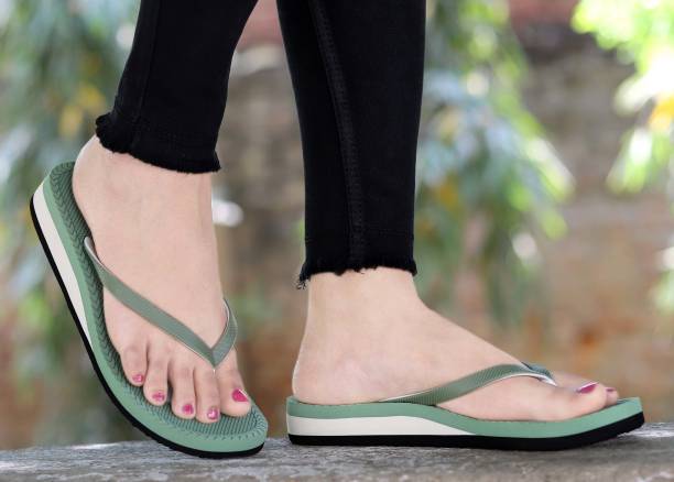 aadi Women's Olive EVA Daily Wear Casual Slipper Slippers