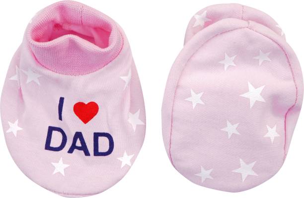 Cuteably Baby Mittens & Booties Set I Love Dad & Mom Print