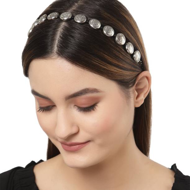 Karatcart Oxidised Silver Kundan and Balck Beads Hairband Hair Chain