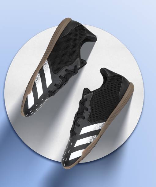 ADIDAS PREDATOR .4 IN SALA Football Shoes For Men
