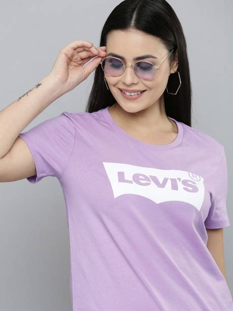 LEVI'S Graphic Print Women Crew Neck Purple T-Shirt
