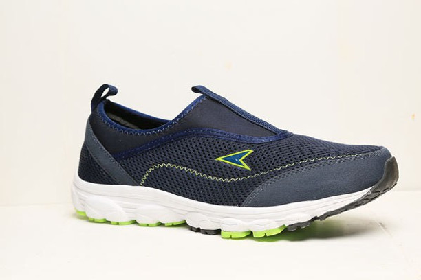 without less running shoes