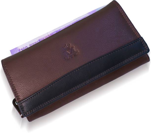 Casual, Formal, Party Brown  Clutch Price in India