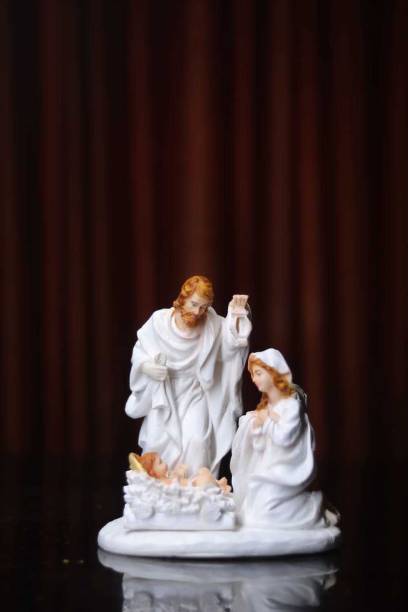 Ec Stores Holy Family Statue | Christmas Nativity Set | Christmas Crib Set Assembled 19 cm Pack of 3
