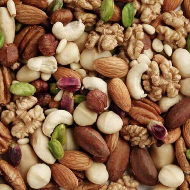Gopure Mix Dry Fruits and Nuts Almonds Cashews, Raisins, Apricots, Pistachios 1 kg Almonds, Raisins, Cashews