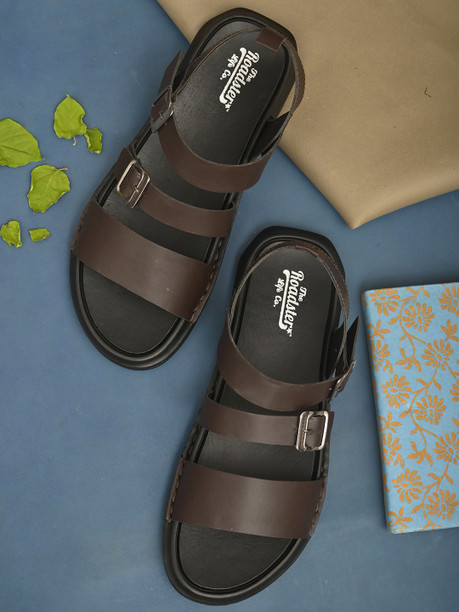 Roadster Sandals Floaters - Buy 