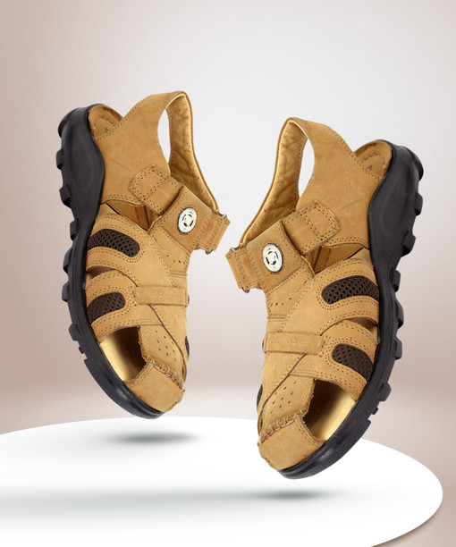 Red Chief Sandals Floaters - Buy Red 