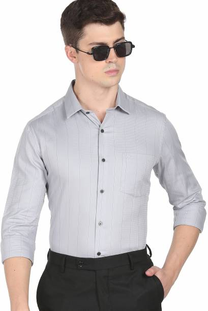 Men Slim Fit Striped Spread Collar Formal Shirt Price in India