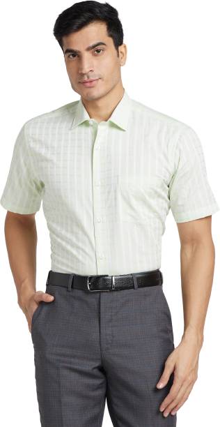 Men Regular Fit Checkered Formal Shirt Price in India