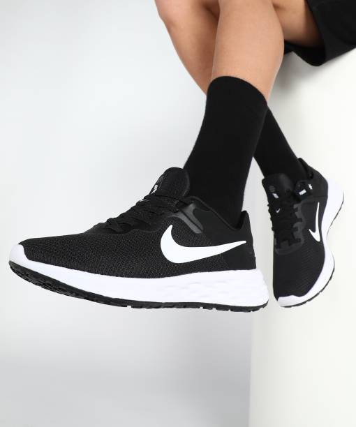 Nike Shoes - Upto 50% to 80% on Nike Shoes (नाइके शूज) Online For Men At Best Prices In India | Flipkart