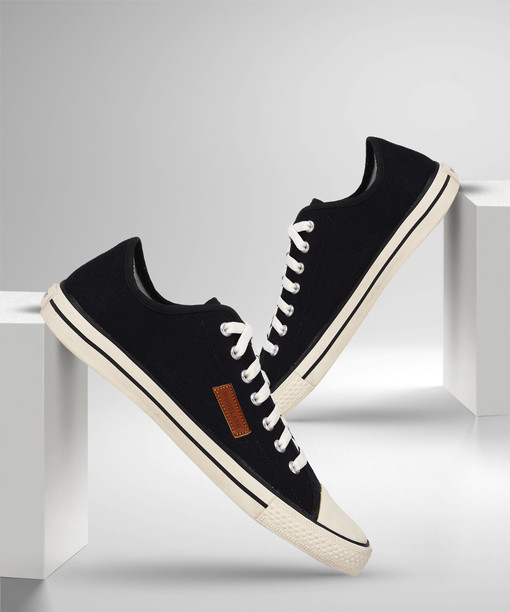 Woodland Shoes Online - Upto 50% to 80 