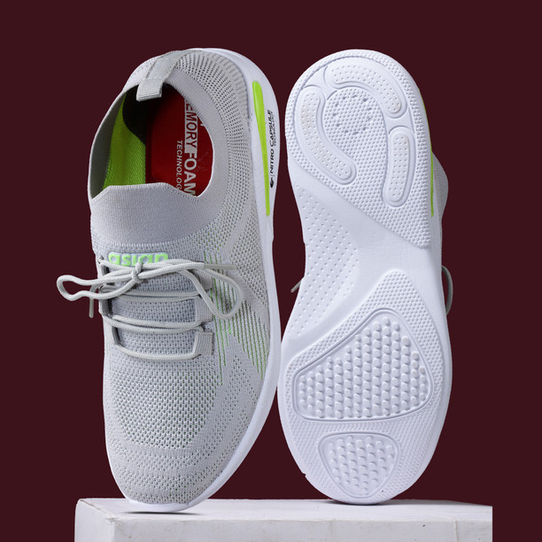 running and gym shoes