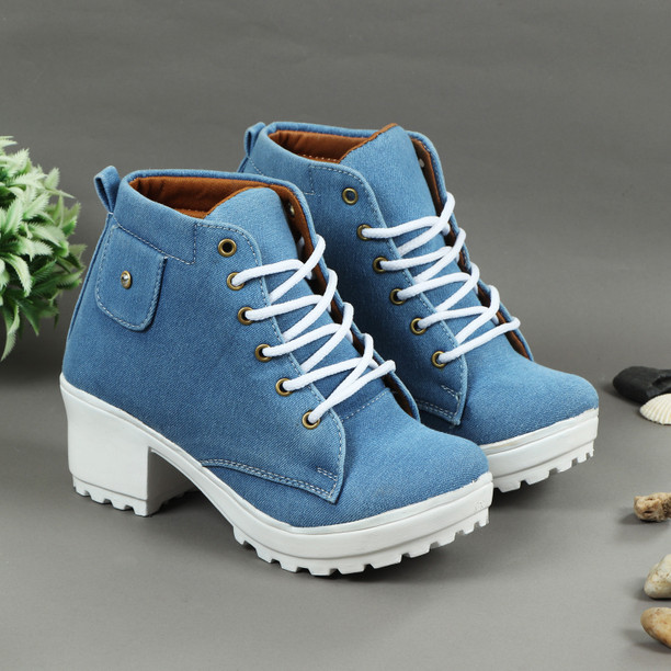 Boots - Buy Boots Online at Best Prices 