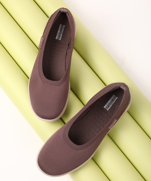 skechers slip on shoes for women