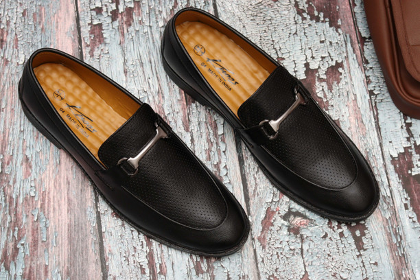Knoos Casual Shoes - Buy Knoos Casual 