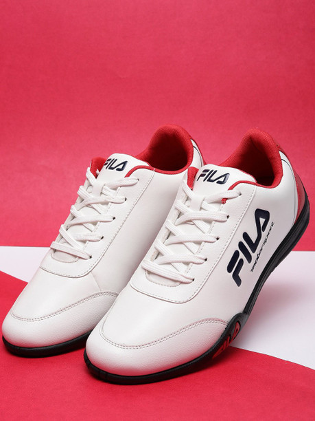 casual shoes fila