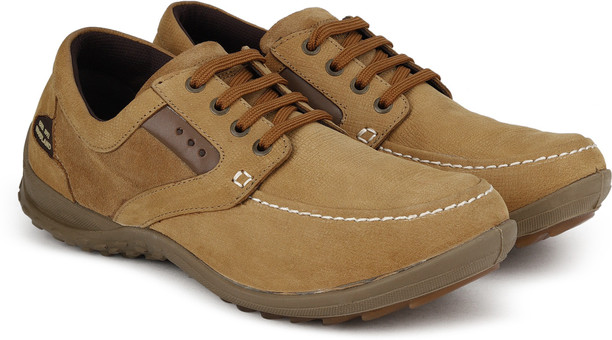 Woodland Shoes Online - Upto 50% to 80