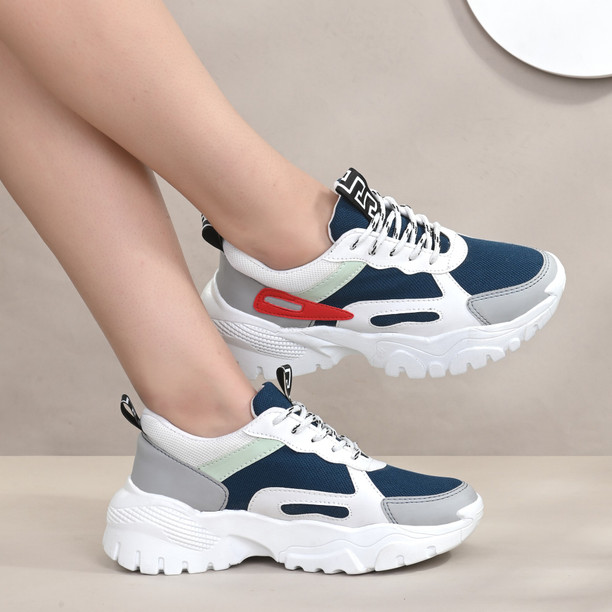 running shoes for women flipkart