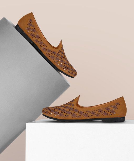 Ethnic Shoes - Buy Mens Jutti / Mojari 