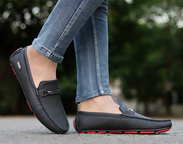 Loafers Shoes - Upto 50% to 80% OFF on Men's Loafers Shoes Online at Best  Prices In India 
