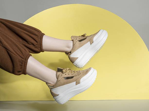 cream colored shoes women