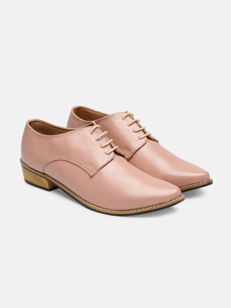 Her by invictus shoes clearance