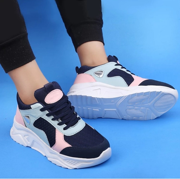 Casual shoes for women under 500