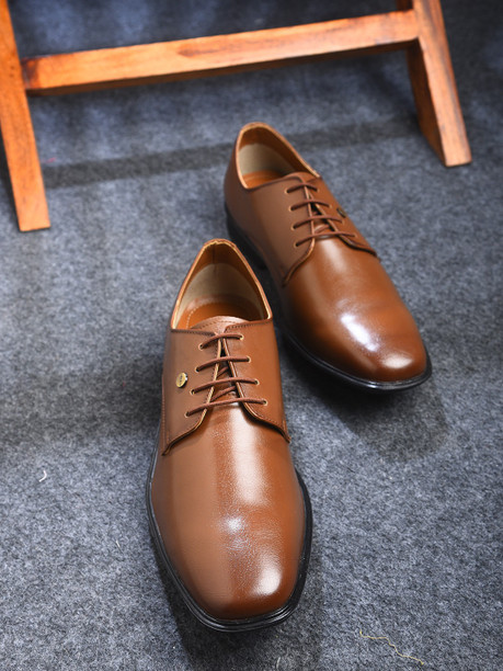 Mens Formal Shoes (फॉर्मल शूज) - Upto 