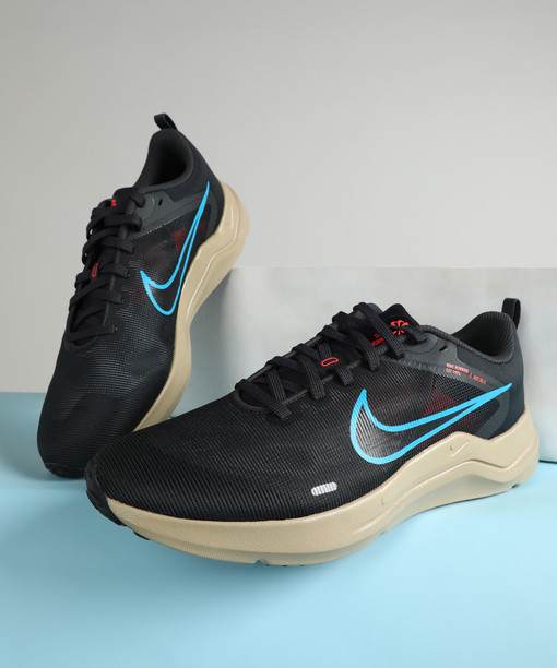 nike mens shoes under 2000